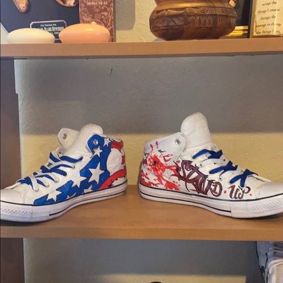 Customized converse by R.A.R.E. Edition - Picture 5 of 7